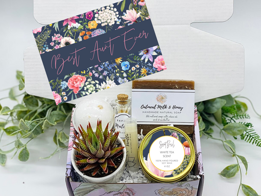 Floral Best Aunt Ever Gift Box
